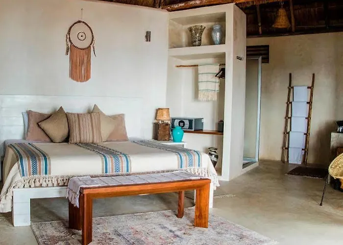 Amigos Boutique